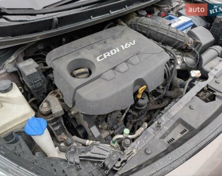 Коричневый Хендай i30, объемом двигателя 1.4 л и пробегом 293 тыс. км за 6600 $, фото 16 на Automoto.ua