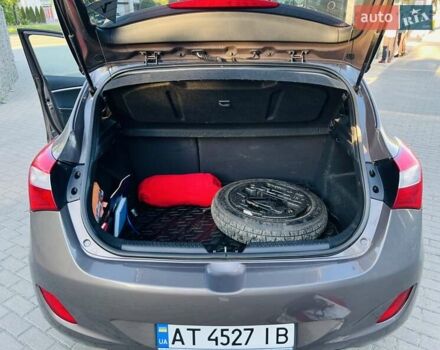 Коричневый Хендай i30, объемом двигателя 1.4 л и пробегом 124 тыс. км за 8500 $, фото 3 на Automoto.ua