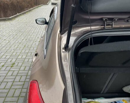 Коричневый Хендай i30, объемом двигателя 1.6 л и пробегом 119 тыс. км за 12950 $, фото 18 на Automoto.ua