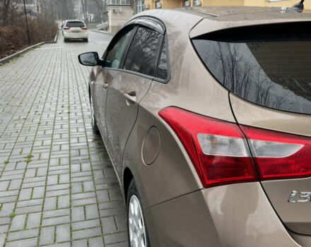 Коричневый Хендай i30, объемом двигателя 1.6 л и пробегом 119 тыс. км за 12950 $, фото 13 на Automoto.ua