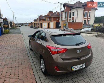 Коричневый Хендай i30, объемом двигателя 1.58 л и пробегом 56 тыс. км за 13650 $, фото 4 на Automoto.ua