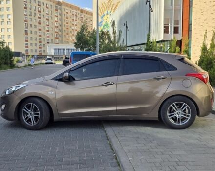 Коричневый Хендай i30, объемом двигателя 1.4 л и пробегом 198 тыс. км за 8200 $, фото 1 на Automoto.ua