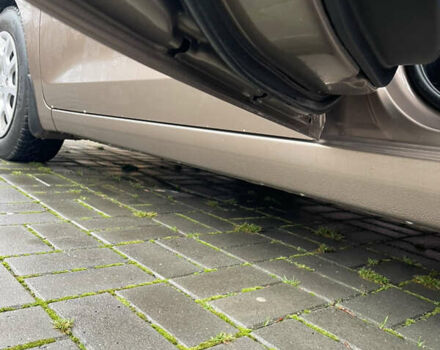 Коричневый Хендай i30, объемом двигателя 1.6 л и пробегом 119 тыс. км за 12950 $, фото 16 на Automoto.ua