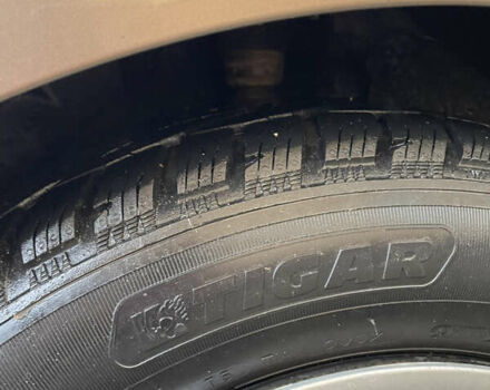 Коричневый Хендай i30, объемом двигателя 1.6 л и пробегом 119 тыс. км за 12950 $, фото 10 на Automoto.ua