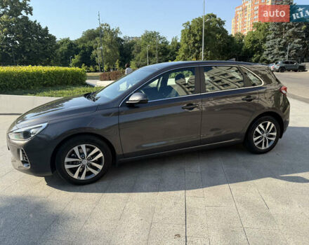 Коричневый Хендай i30, объемом двигателя 1.59 л и пробегом 53 тыс. км за 16900 $, фото 6 на Automoto.ua