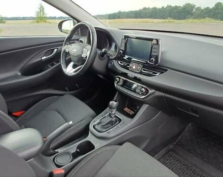 Коричневый Хендай i30, объемом двигателя 1.5 л и пробегом 31 тыс. км за 17500 $, фото 6 на Automoto.ua