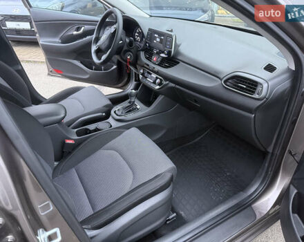 Коричневий Хендай i30, об'ємом двигуна 1.5 л та пробігом 82 тис. км за 14900 $, фото 15 на Automoto.ua