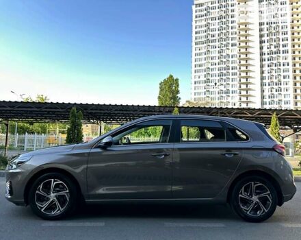 Коричневий Хендай i30, об'ємом двигуна 1.5 л та пробігом 24 тис. км за 17300 $, фото 18 на Automoto.ua