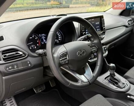 Коричневий Хендай i30, об'ємом двигуна 1.5 л та пробігом 43 тис. км за 16950 $, фото 63 на Automoto.ua