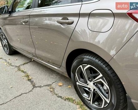 Коричневий Хендай i30, об'ємом двигуна 1.5 л та пробігом 43 тис. км за 16950 $, фото 42 на Automoto.ua