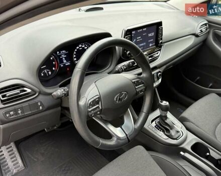 Коричневий Хендай i30, об'ємом двигуна 1.5 л та пробігом 43 тис. км за 16950 $, фото 64 на Automoto.ua
