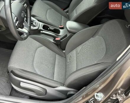 Коричневий Хендай i30, об'ємом двигуна 1.5 л та пробігом 43 тис. км за 16950 $, фото 62 на Automoto.ua