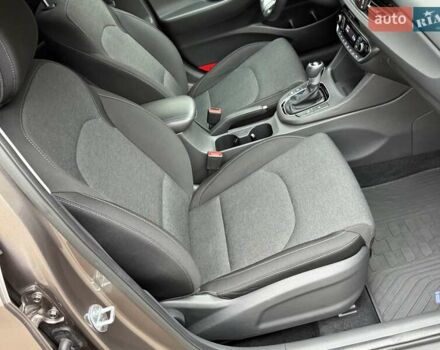 Коричневий Хендай i30, об'ємом двигуна 1.5 л та пробігом 43 тис. км за 16950 $, фото 81 на Automoto.ua