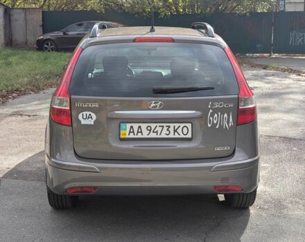 Коричневый Хендай i30, объемом двигателя 1.6 л и пробегом 236 тыс. км за 7200 $, фото 3 на Automoto.ua