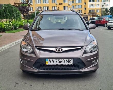 Коричневий Хендай i30, об'ємом двигуна 1.6 л та пробігом 108 тис. км за 9500 $, фото 7 на Automoto.ua