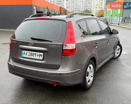 Коричневый Хендай i30, объемом двигателя 1.6 л и пробегом 81 тыс. км за 9150 $, фото 11 на Automoto.ua
