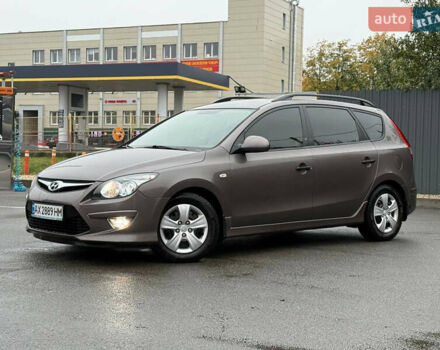 Хендай i30 2012 у Харкові на Automoto.ua Коричневий Хендай i30, об'ємом двигуна 1.6 л та пробігом 81 тис. км за 9100 $, фото 4 на Automoto.ua