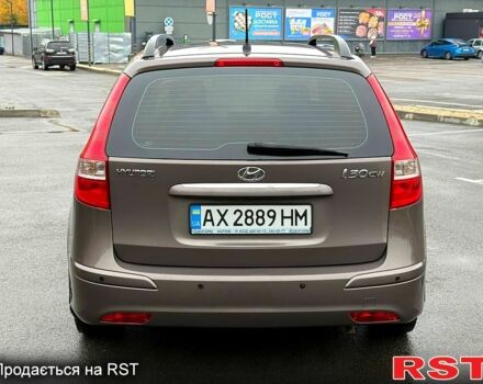 Коричневый Хендай i30, объемом двигателя 1.6 л и пробегом 81 тыс. км за 9150 $, фото 3 на Automoto.ua