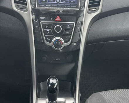 Хендай i30 2013 в Киеве на Automoto.ua Коричневый Хендай i30, объемом двигателя 1.59 л и пробегом 227 тыс. км за 9300 $, фото 8 на Automoto.ua