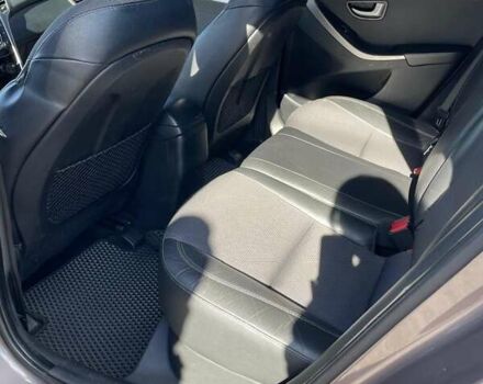 Хендай i30 2013 в Хмельницком на Automoto.ua Коричневый Хендай i30, объемом двигателя 1.58 л и пробегом 245 тыс. км за 10800 $, фото 8 на Automoto.ua