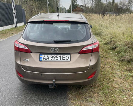 Хендай i30 2013 в Киеве на Automoto.ua Коричневый Хендай i30, объемом двигателя 1.59 л и пробегом 227 тыс. км за 9300 $, фото 2 на Automoto.ua