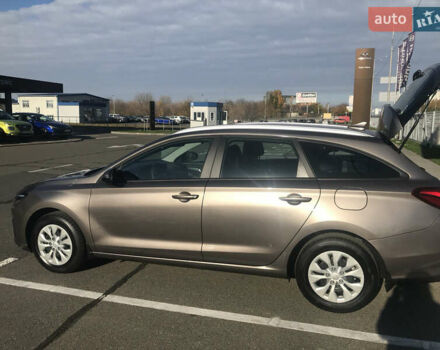 Коричневый Хендай i30, объемом двигателя 1.5 л и пробегом 42 тыс. км за 17100 $, фото 3 на Automoto.ua