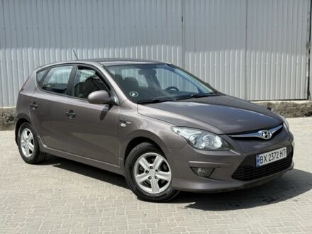 Хендай i30 2011 в Изяслве на Automoto.ua Коричневый Хендай i30, объемом двигателя 1.6 л и пробегом 250 тыс. км за 5100 $, фото 1 на Automoto.ua