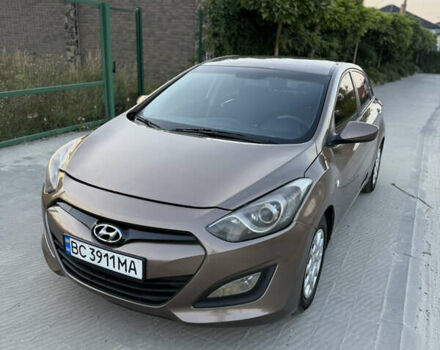 Коричневый Хендай i30, объемом двигателя 1.4 л и пробегом 220 тыс. км за 6500 $, фото 1 на Automoto.ua