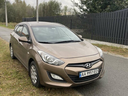 Хендай i30 2013 в Киеве на Automoto.ua Коричневый Хендай i30, объемом двигателя 1.59 л и пробегом 227 тыс. км за 9300 $, фото 1 на Automoto.ua