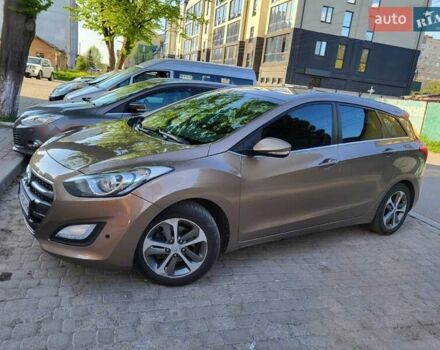 Коричневый Хендай i30, объемом двигателя 1.58 л и пробегом 232 тыс. км за 9700 $, фото 1 на Automoto.ua