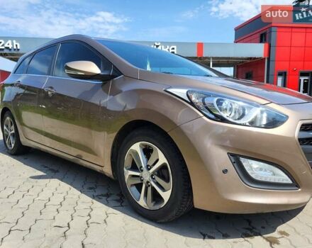 Коричневий Хендай i30, об'ємом двигуна 1.58 л та пробігом 234 тис. км за 9300 $, фото 1 на Automoto.ua