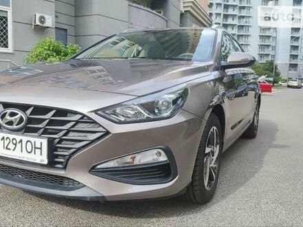 Коричневий Хендай i30, об'ємом двигуна 1.5 л та пробігом 30 тис. км за 15500 $, фото 1 на Automoto.ua