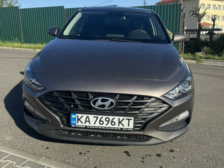 Хендай i30 2021 в Киеве на Automoto.ua Коричневый Хендай i30, объемом двигателя 1.5 л и пробегом 68 тыс. км за 15200 $, фото 1 на Automoto.ua