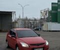 Красный Хендай i30, объемом двигателя 1.4 л и пробегом 300 тыс. км за 5300 $, фото 1 на Automoto.ua
