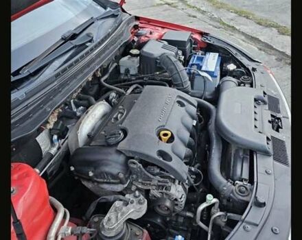 Червоний Хендай i30, об'ємом двигуна 1.4 л та пробігом 197 тис. км за 4047 $, фото 8 на Automoto.ua