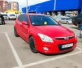 Красный Хендай i30, объемом двигателя 1.6 л и пробегом 247 тыс. км за 5800 $, фото 1 на Automoto.ua