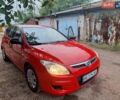 Красный Хендай i30, объемом двигателя 1.58 л и пробегом 273 тыс. км за 5650 $, фото 1 на Automoto.ua