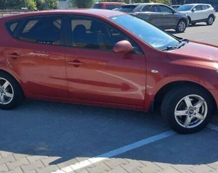 Хендай i30 2008 в Киеве на Automoto.ua Красный Хендай i30, объемом двигателя 1.4 л и пробегом 134 тыс. км за 4800 $, фото 7 на Automoto.ua
