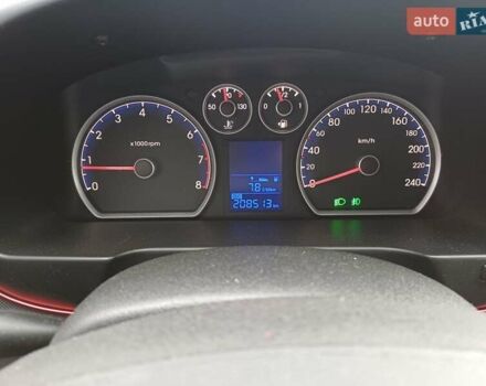 Красный Хендай i30, объемом двигателя 1.4 л и пробегом 208 тыс. км за 5700 $, фото 9 на Automoto.ua