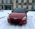 Червоний Хендай i30, об'ємом двигуна 14 л та пробігом 230 тис. км за 5850 $, фото 1 на Automoto.ua