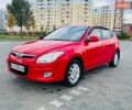 Красный Хендай i30, объемом двигателя 1.6 л и пробегом 195 тыс. км за 5400 $, фото 1 на Automoto.ua