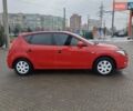 Красный Хендай i30, объемом двигателя 1.4 л и пробегом 208 тыс. км за 5700 $, фото 3 на Automoto.ua