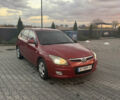 Червоний Хендай i30, об'ємом двигуна 1.58 л та пробігом 244 тис. км за 5800 $, фото 1 на Automoto.ua