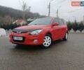 Красный Хендай i30, объемом двигателя 1.4 л и пробегом 208 тыс. км за 5700 $, фото 1 на Automoto.ua