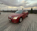 Червоний Хендай i30, об'ємом двигуна 1.58 л та пробігом 244 тис. км за 5800 $, фото 1 на Automoto.ua