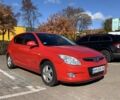 Красный Хендай i30, объемом двигателя 1.4 л и пробегом 262 тыс. км за 5200 $, фото 2 на Automoto.ua