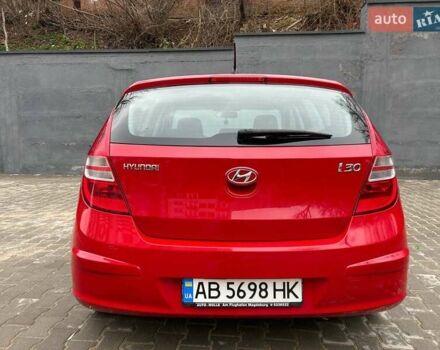 Красный Хендай i30, объемом двигателя 1.4 л и пробегом 234 тыс. км за 5250 $, фото 20 на Automoto.ua