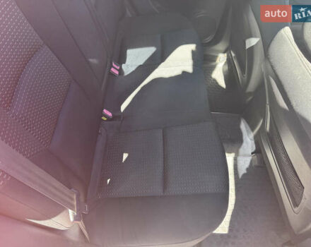 Красный Хендай i30, объемом двигателя 1.6 л и пробегом 159 тыс. км за 7399 $, фото 9 на Automoto.ua