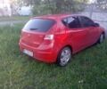Красный Хендай i30, объемом двигателя 1.4 л и пробегом 130 тыс. км за 5018 $, фото 1 на Automoto.ua