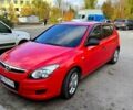 Красный Хендай i30, объемом двигателя 1.4 л и пробегом 243 тыс. км за 5800 $, фото 1 на Automoto.ua